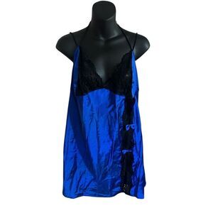 NEW WITH TAGS WOMEN Elegant Moments PLUS size 2X Satin Royal Blue Lace WITH BLAC
